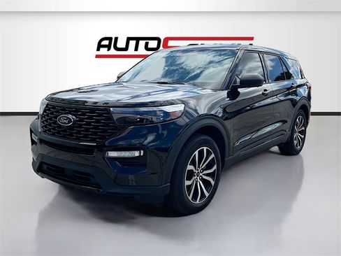 Used 2022 Ford Explorer ST-Line image 3