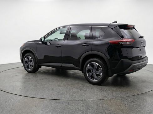 Used 2025 Nissan Rogue SV FWD image 5