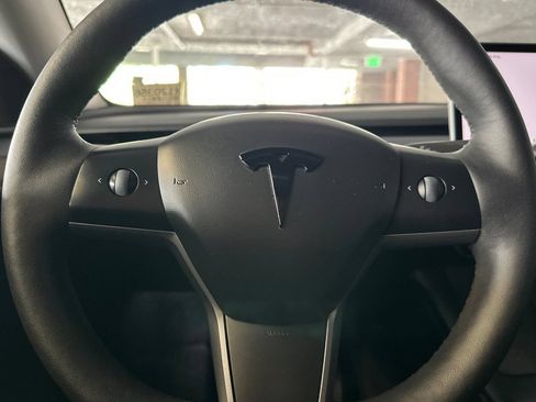 Used 2023 Tesla Model Y Long Range AWD/4WD image 24