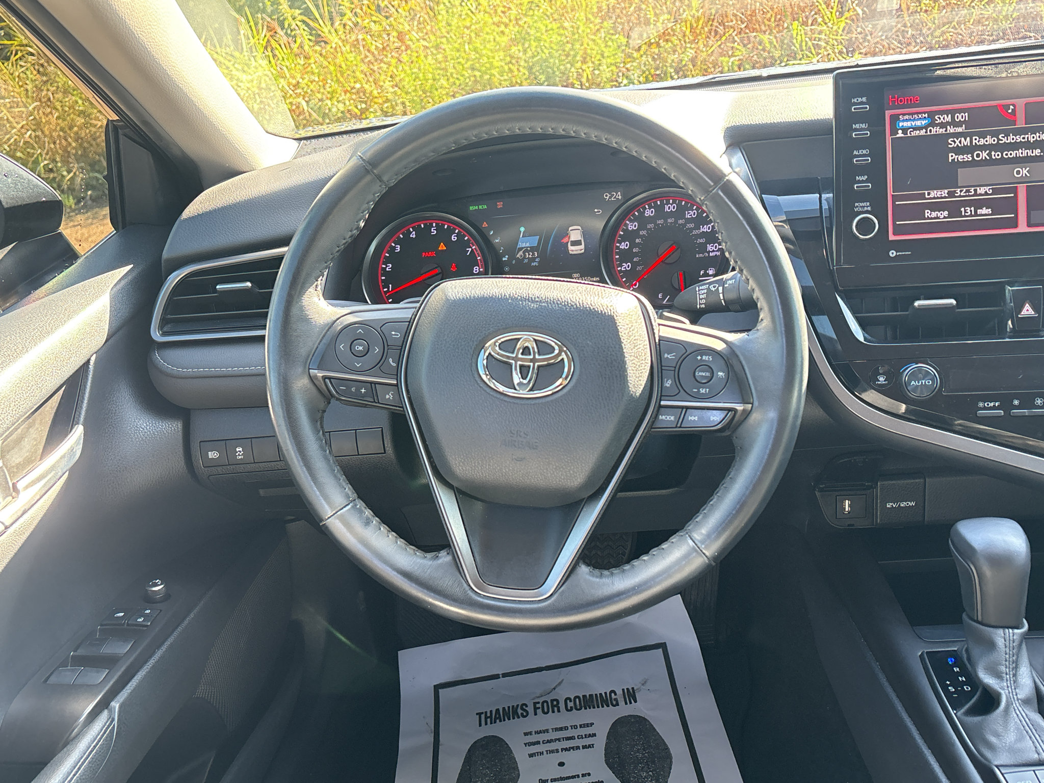 Used 2022 Toyota Camry XSE FWD image 15