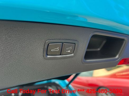 Used 2021 Porsche Macan S AWD/4WD image 19