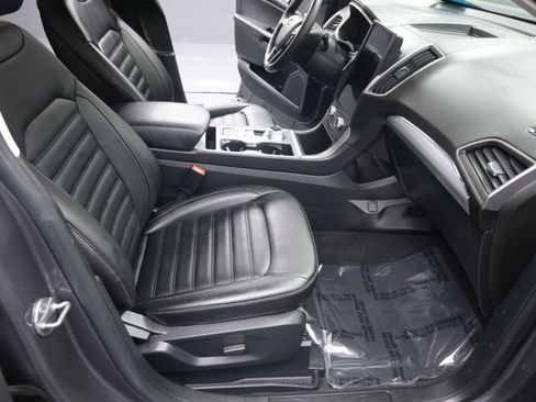 Used 2021 Ford Edge SEL w/ Convenience Package image 23