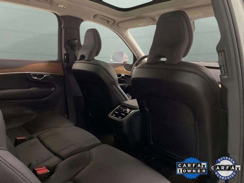 Used 2025 Volvo XC90 B6 Plus image 23