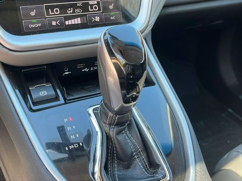 Used 2020 Subaru Outback Limited XT AWD/4WD image 19