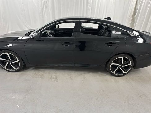 Used 2020 Honda Accord Sport image 6