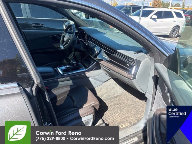 Used 2019 Audi Q8 Prestige w/ Luxury Package AWD/4WD image 14