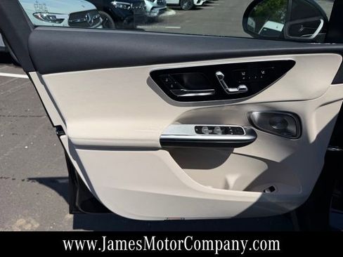 New 2026 Mercedes-Benz GLC 300 4MATIC image 12