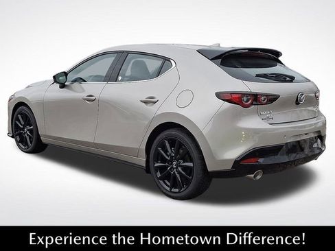 New 2026 MAZDA MAZDA3 Hatchback w/Premium Plus Pkg image 4