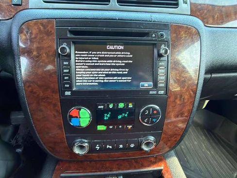 Used 2007 Chevrolet Tahoe LTZ w/ LTZ Preferred Equipment Group AWD/4WD image 14
