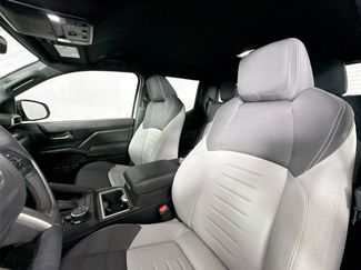 Used 2024 Toyota Tacoma TRD Off-Road video 3