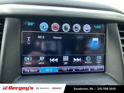 Used 2019 GMC Acadia SLT image 14