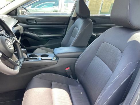Certified 2024 Nissan Altima 2.5 S FWD image 7