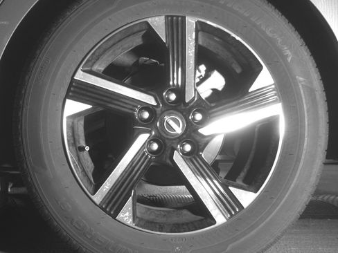 Used 2025 Nissan Sentra SV FWD image 14