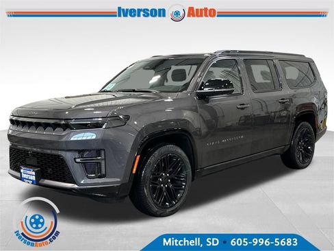 New 2026 Jeep Grand Wagoneer L Limited image 3