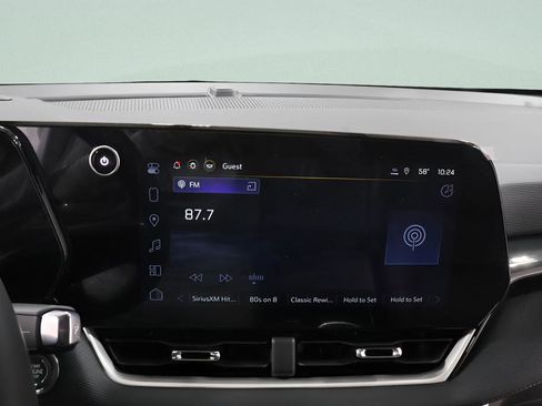 New 2026 Chevrolet Equinox LT w/ Convenience Package II FWD image 12