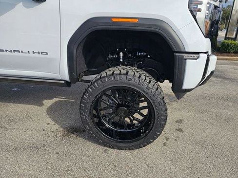 New 2026 GMC Sierra 2500 Denali Ultimate image 10