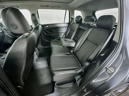 Used 2024 Volkswagen Tiguan SE AWD/4WD image 26