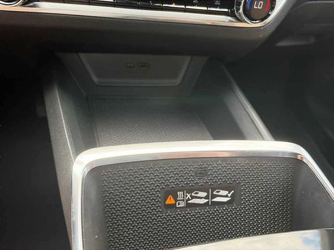 New 2026 Chevrolet Equinox ACTIV AWD/4WD image 23
