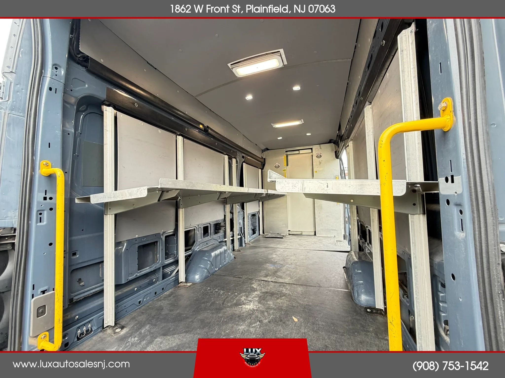 Used 2020 Ford Transit 250 148 High Roof Extended RWD image 16