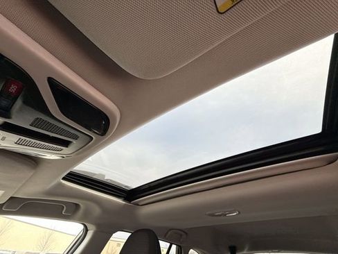 Certified 2025 Subaru Outback Premium image 22