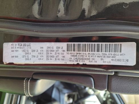 Used 2016 Jeep Grand Cherokee Limited image 33