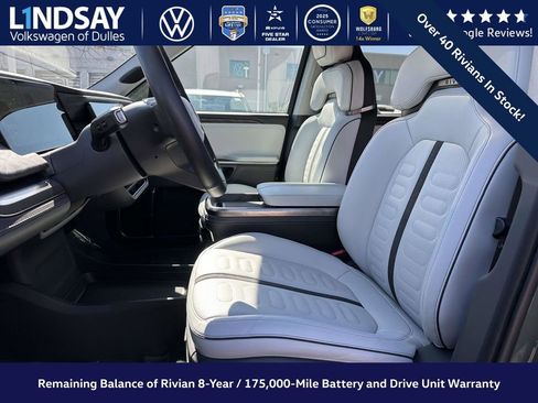 Used 2022 Rivian R1T Launch Edition image 11