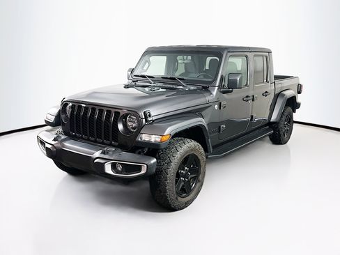 Used 2021 Jeep Gladiator Sport AWD/4WD image 3