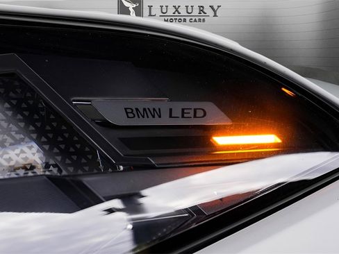 Used 2024 BMW X6 M60i image 11