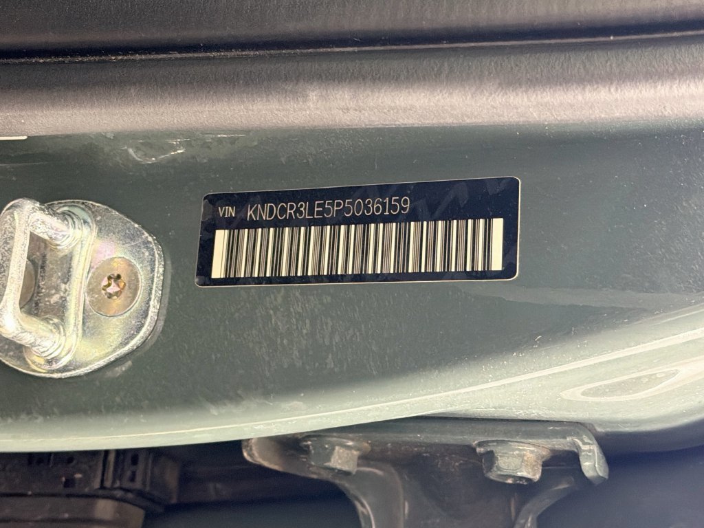 Used 2023 Kia Niro EX FWD image 31