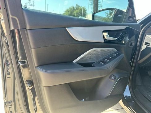 Used 2024 Acura MDX FWD image 8