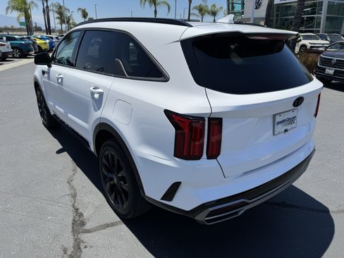 Used 2021 Kia Sorento SX AWD/4WD image 7