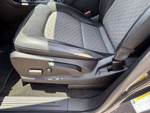 Used 2018 Chevrolet Colorado Z71 AWD/4WD image 19