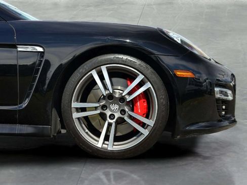 Used 2013 Porsche Panamera GTS AWD/4WD image 9