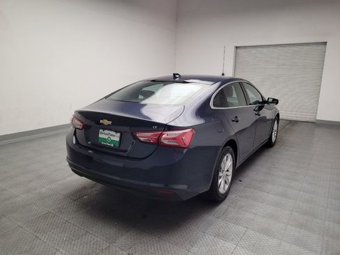 Used 2022 Chevrolet Malibu LT FWD image 9
