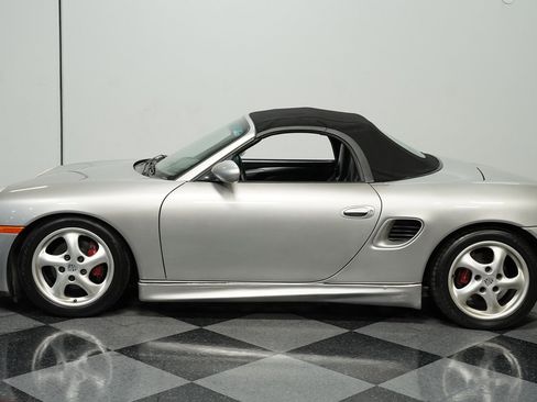 Used 1998 Porsche Boxster image 2