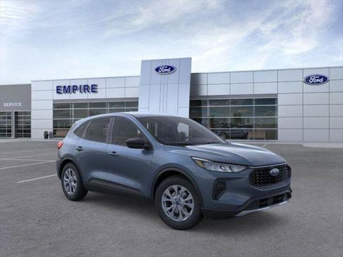 New 2025 Ford Escape Active w/ Cold Weather Package image 7