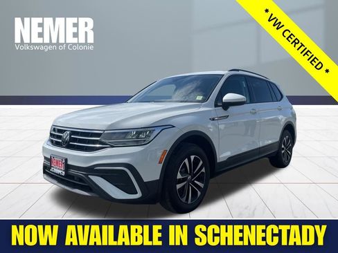 Certified 2024 Volkswagen Tiguan S AWD/4WD image 1