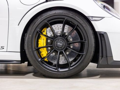 Used 2018 Porsche 911 GT2 RS image 30