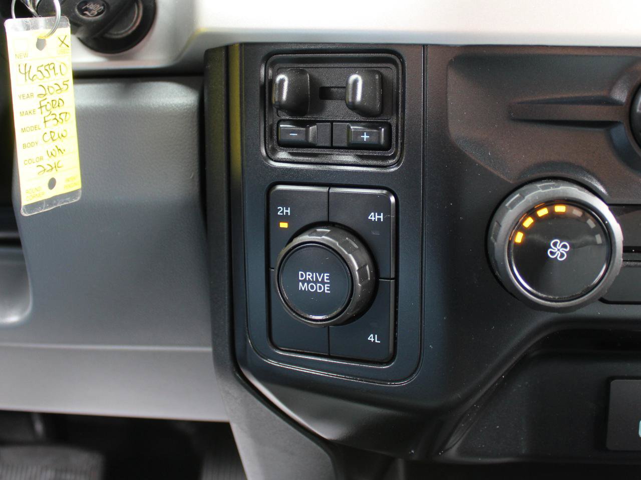Used 2025 Ford F350 XL w/ XL Chrome Package AWD/4WD image 44