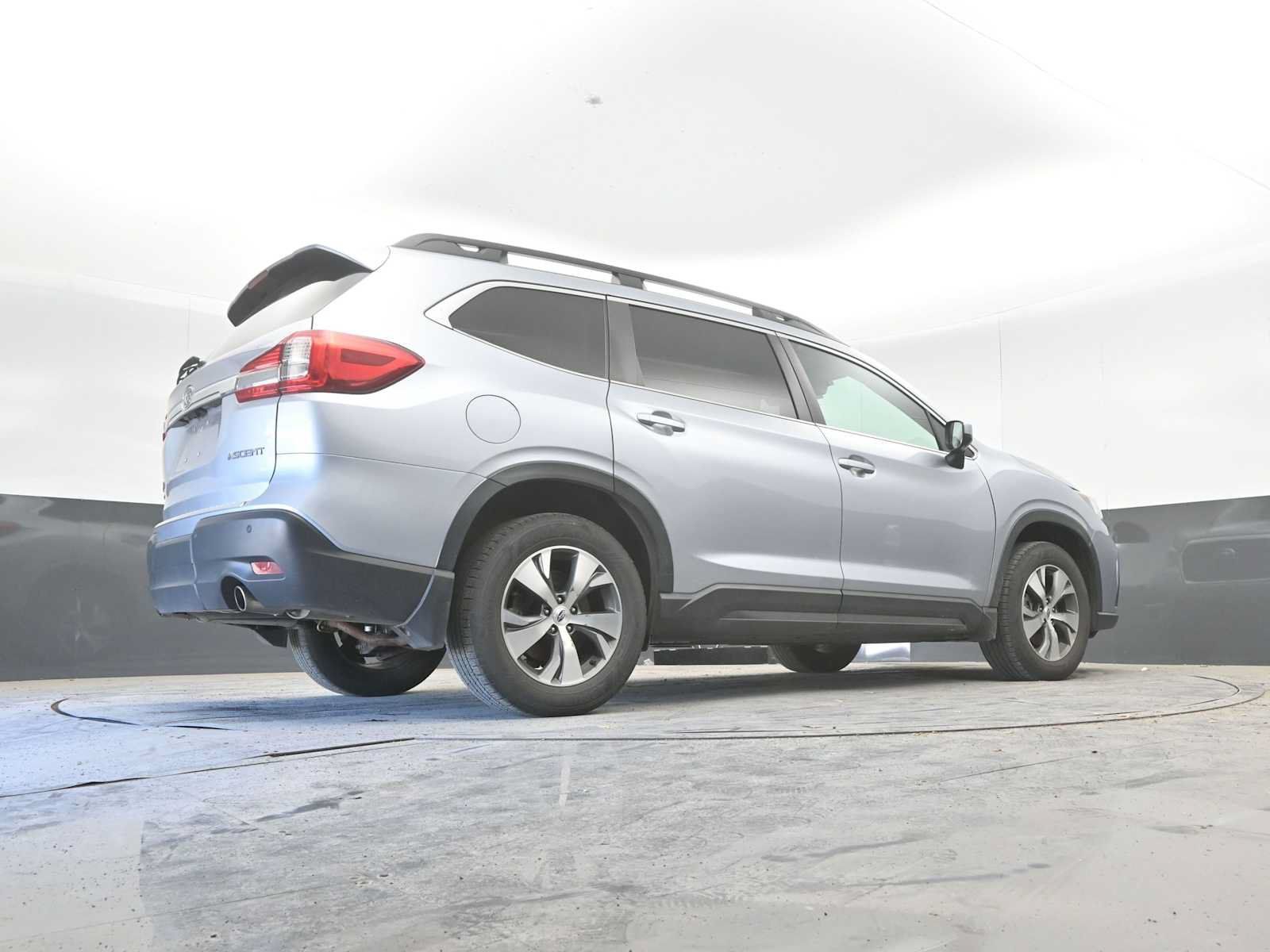 Used 2021 Subaru Ascent Premium w/ Convenience Package AWD/4WD image 49
