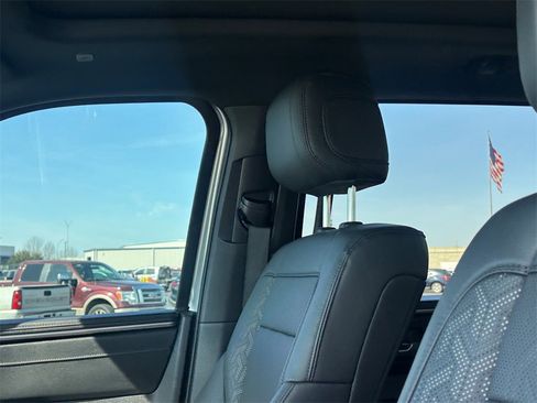 Used 2025 Toyota Tundra Limited image 13