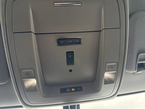 Used 2017 GMC Sierra 3500 4x4 Regular Cab image 27