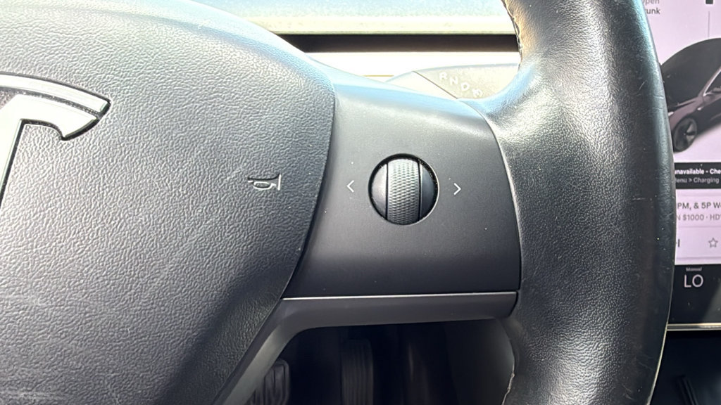 Used 2019 Tesla Model 3 Mid Range RWD image 30