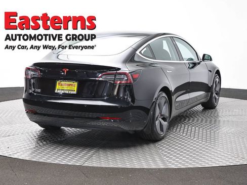 Used 2018 Tesla Model 3 RWD image 4