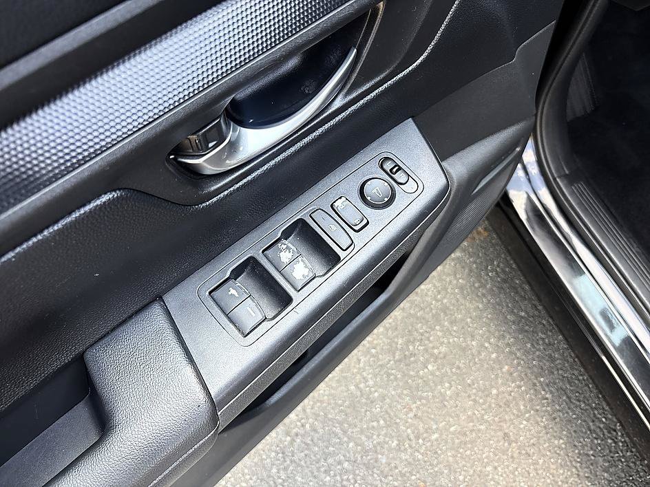 Used 2024 Honda CR-V EX image 10