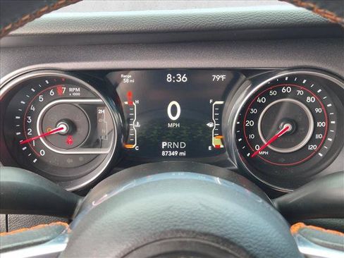 Used 2020 Jeep Gladiator Mojave AWD/4WD image 3
