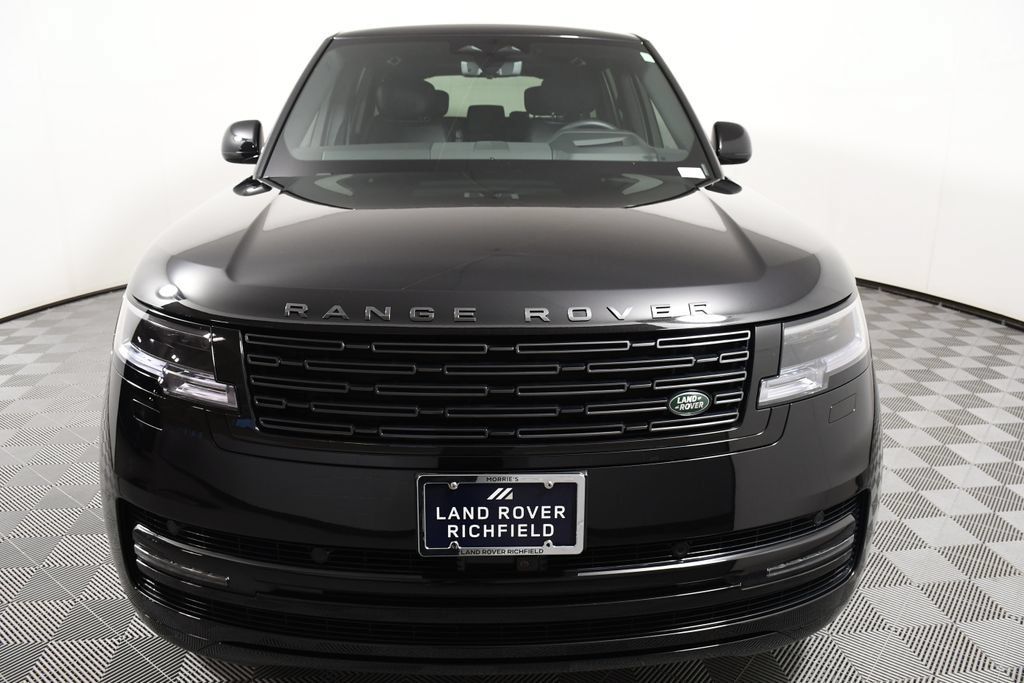 Used 2025 Land Rover Range Rover Long Wheelbase Autobiography AWD/4WD image 10