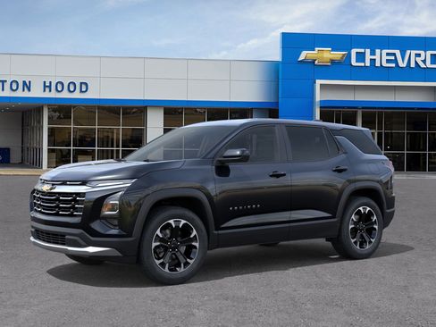 New 2026 Chevrolet Equinox LT w/ Convenience Package II image 2