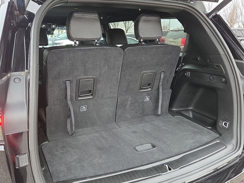 Used 2025 Jeep Grand Cherokee L Limited image 9