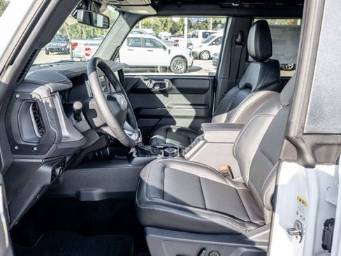 New 2025 Ford Bronco Outer Banks image 74